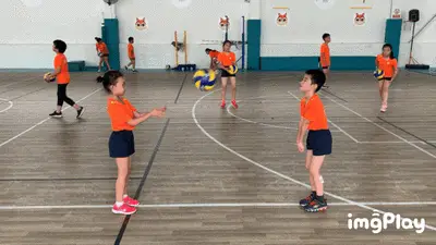 曼城正就签下马克·格伊进行直接谈判。 [via @berger_pj] 来源：City Xtra