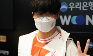 球员树立了 球员树立了